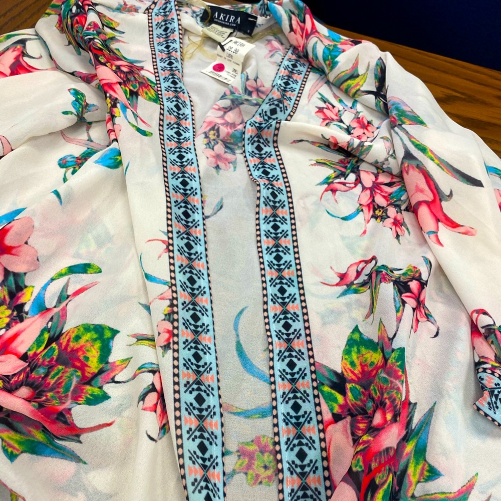 AKIRA Kimono Size Small